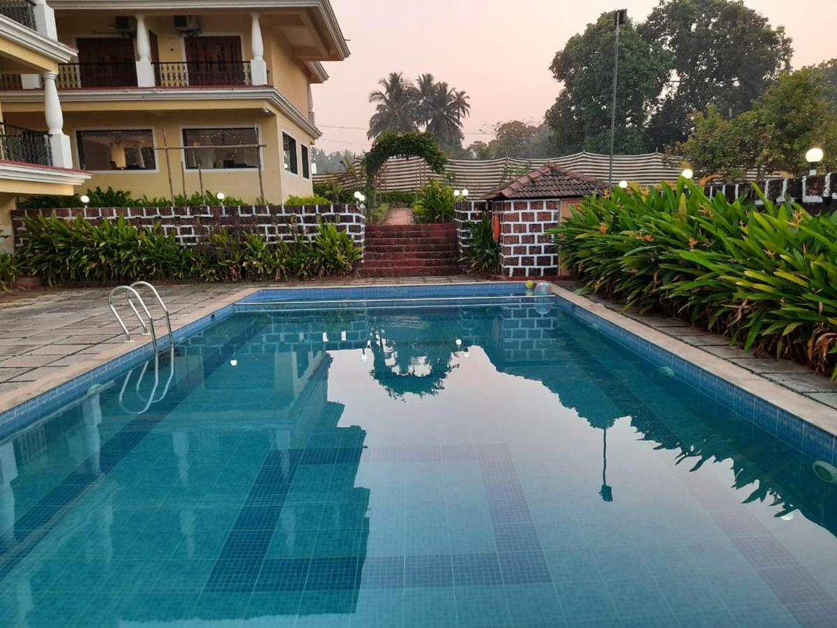 Crystal Serenity Boutique Resort Mandrem Ngoại thất bức ảnh