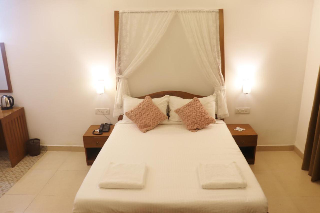 Crystal Serenity Boutique Resort Mandrem Ngoại thất bức ảnh